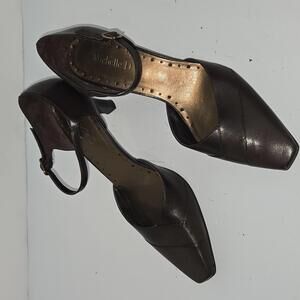 037‎ Michelle D Prima heel pumps Womens Size 7M